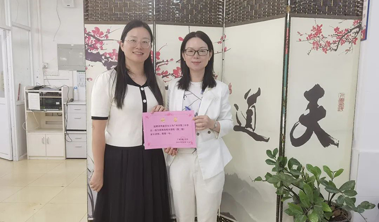 动态 | 携手名校，共话未来！本所合伙人周嘉芸律师在广州市第三中学分享法律职业规划